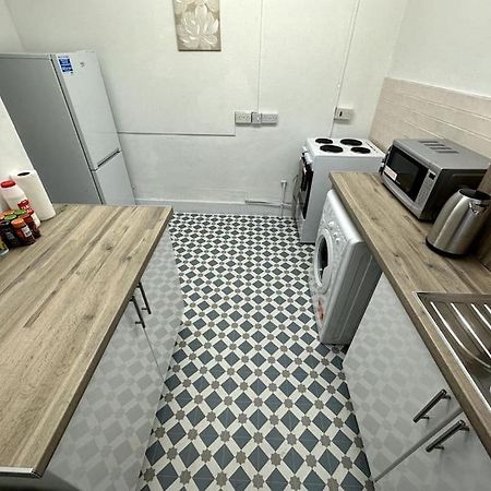 Spectacular 2 Bedroom On Tower Bridge ลอนดอน ภายนอก รูปภาพ